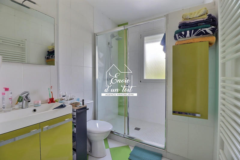 Maison - 101 m² - 5 pièces