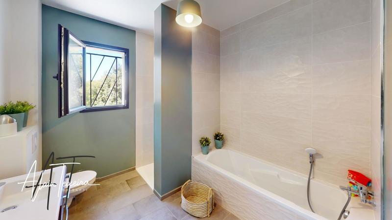 Maison - 148 m² - 5 pièces