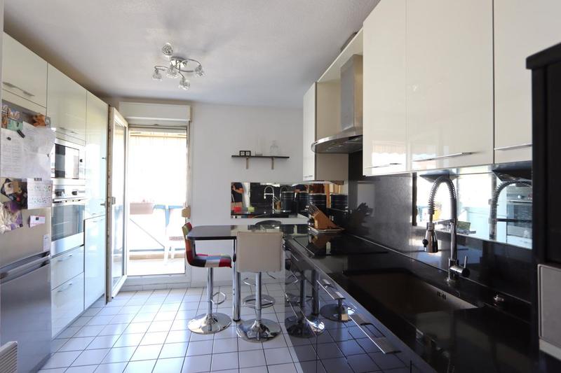 Appartement - 109 m² - 5 pièces