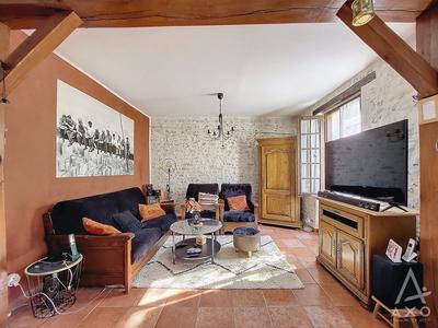 Maison en pierre - 112 m² - 4 pièces