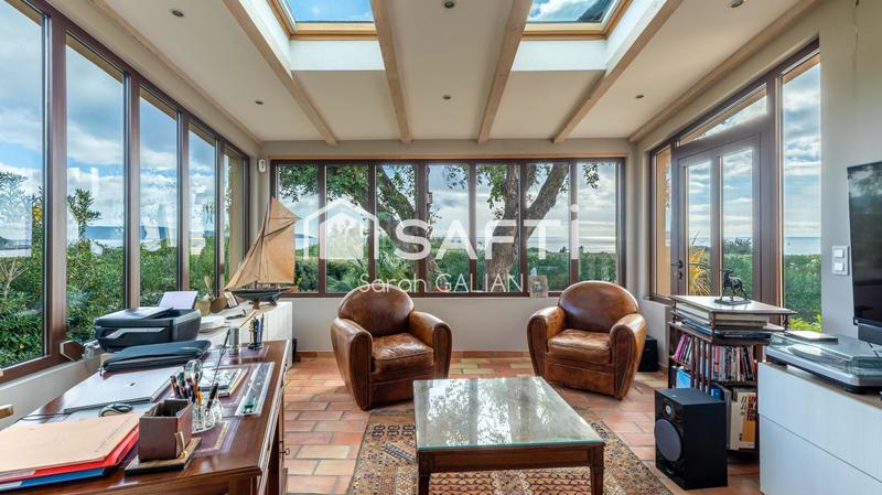 Villa - 180 m² - 5 pièces