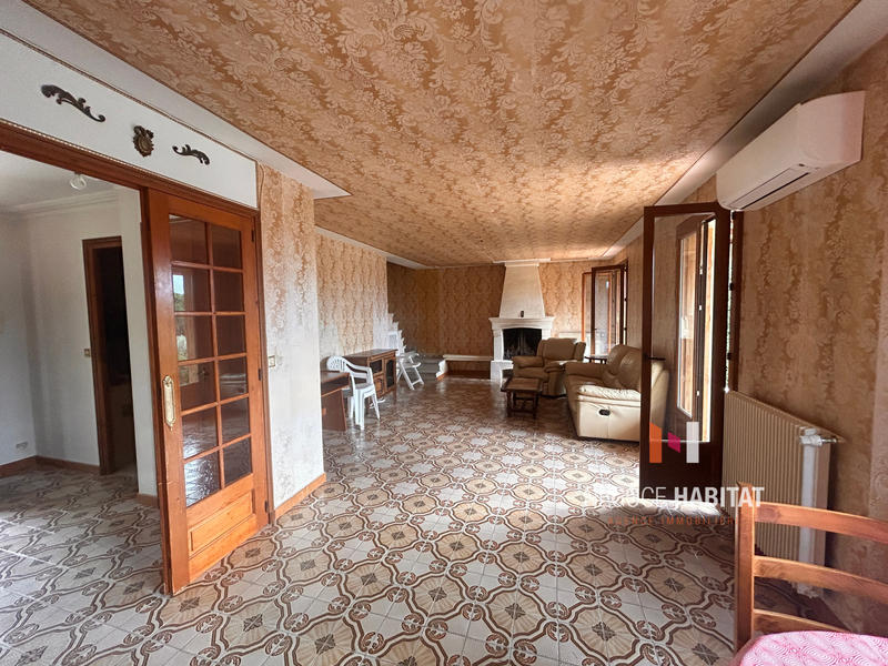 Maison - 98 m² - 5 pièces