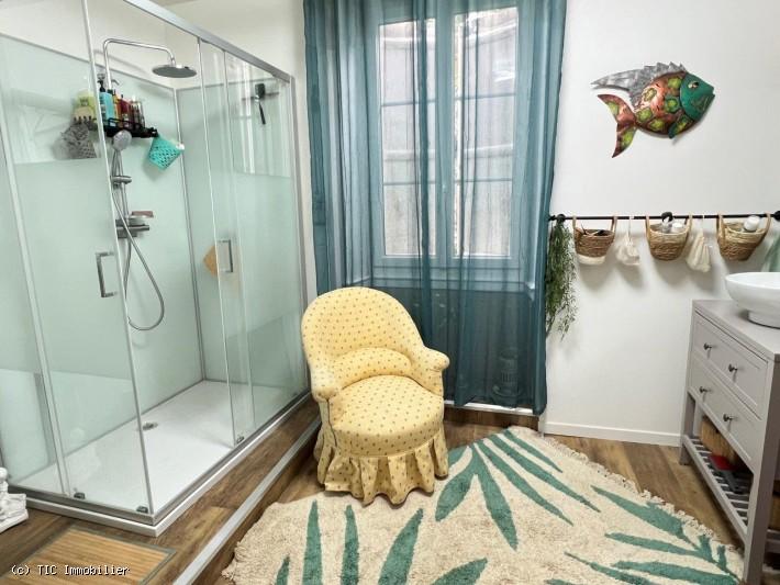 Maison de village - 214 m² - 7 pièces