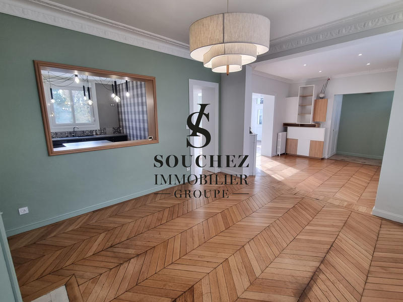 Maison - 170 m² - 8 pièces