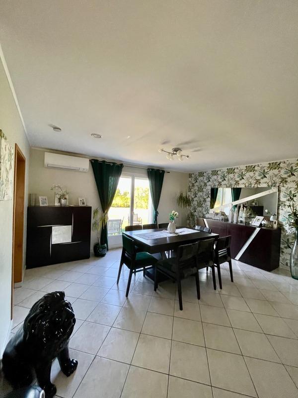 Maison - 107 m² - 6 pièces