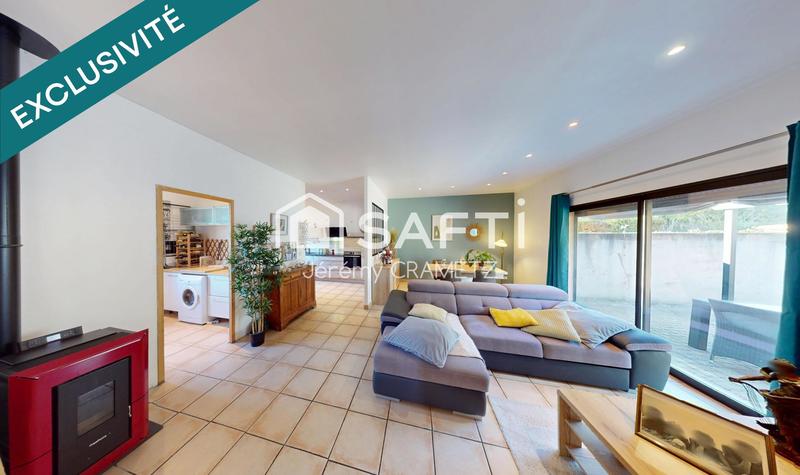 Maison - 94 m² - 5 pièces