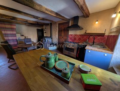 Mas - 352 m² - 6 pièces