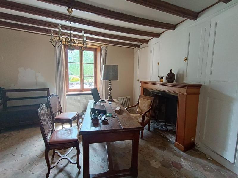 Maison - 285 m² - 10 pièces