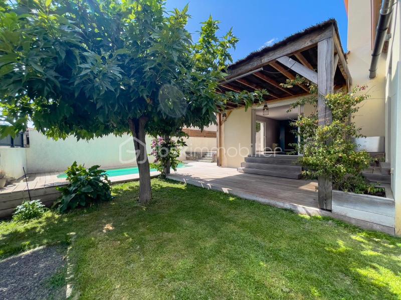 Villa - 150 m² - 5 pièces