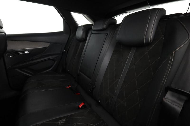 Peugeot 3008 2.0 Blue-HDi Gt Eat6 180 ch