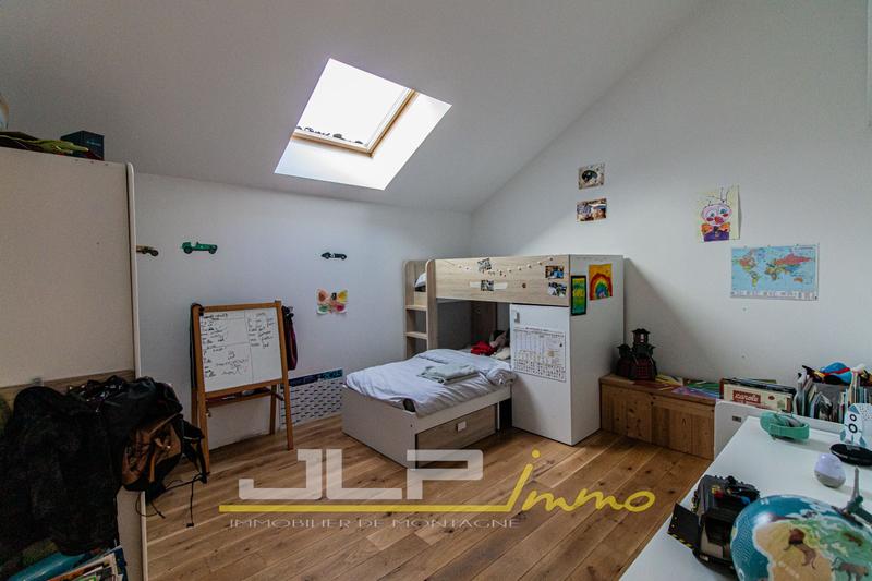 Appartement - 106 m² - 4 pièces