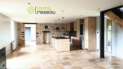 Maison - 158 m² - 5 pièces