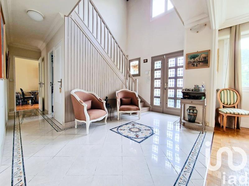 Maison - 142 m² - 5 pièces