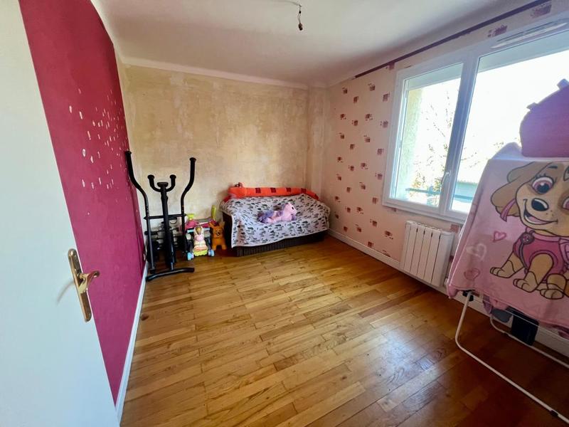 Appartement - 83 m² - 4 pièces