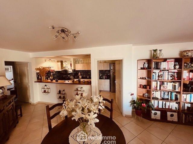 Appartement - 107 m² - 4 pièces