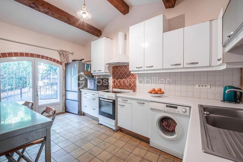 Propriété - 192 m² - 7 pièces