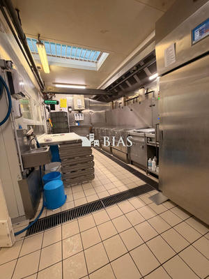 Fonds de commerce - 200 m²