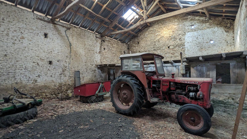 Maison - 242 m² - 5 pièces