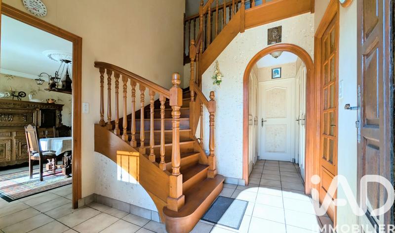 Maison - 121 m² - 6 pièces