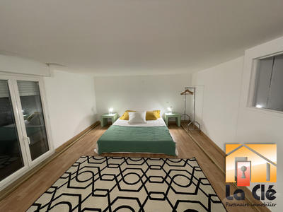 Loft - 145 m² - 4 pièces