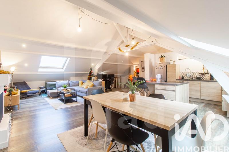 Loft - 83 m² - 3 pièces