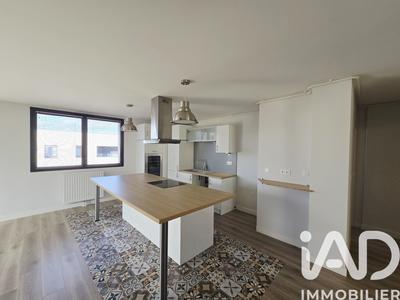 Appartement - 95 m² - 4 pièces