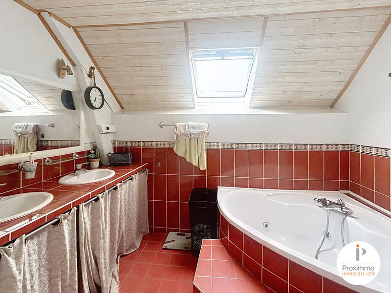 Maison - 145 m² - 6 pièces