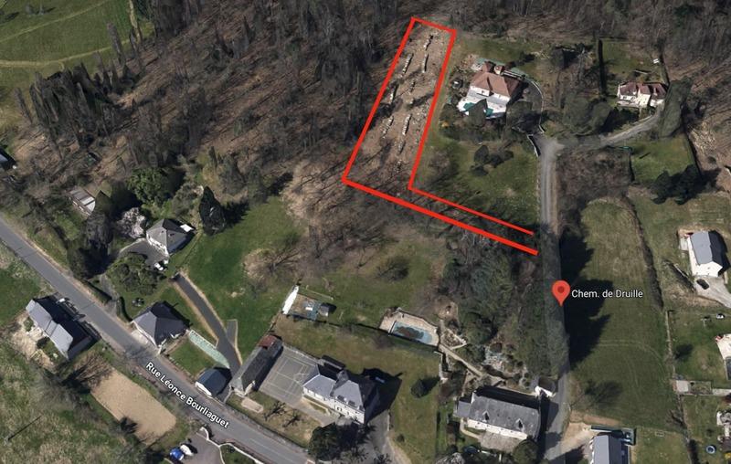 Terrain constructible - 1 277 m²