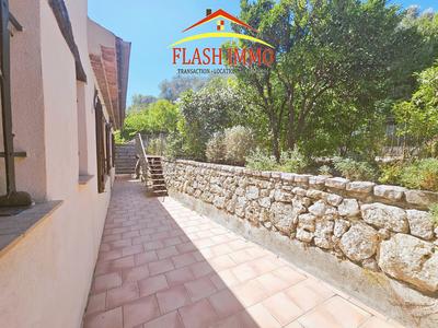 Appartement - 124 m² - 4 pièces