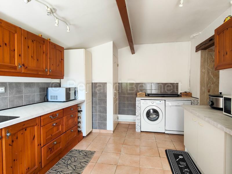 Maison en pierre - 211 m² - 9 pièces