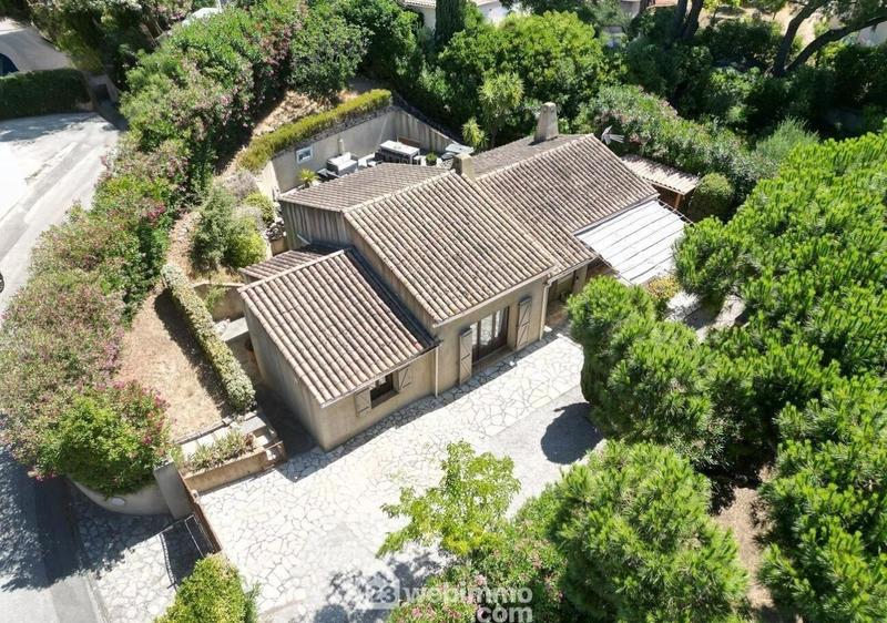 Villa - 100 m² - 4 pièces