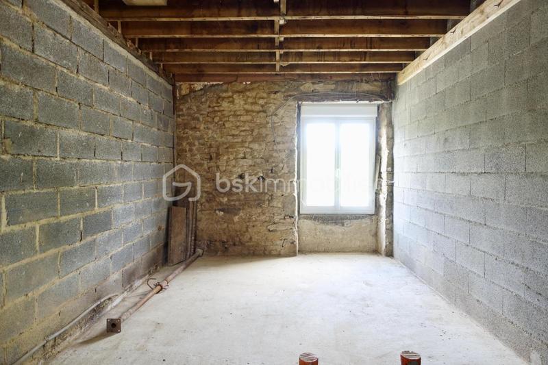 Maison en pierre - 65 m² - 4 pièces