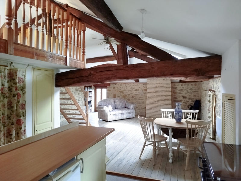 Maison - 234 m² - 7 pièces