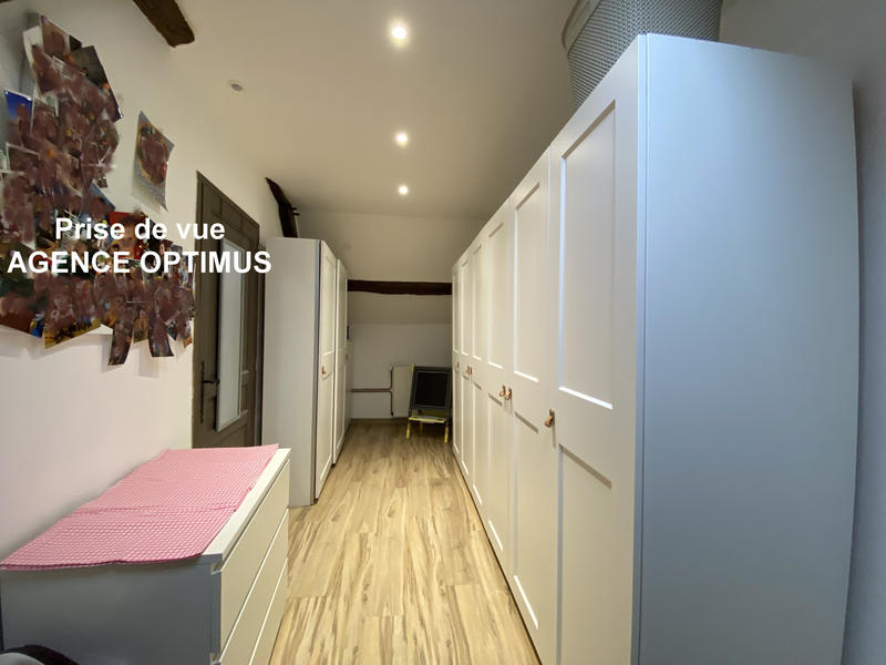 Maison - 102 m² - 4 pièces