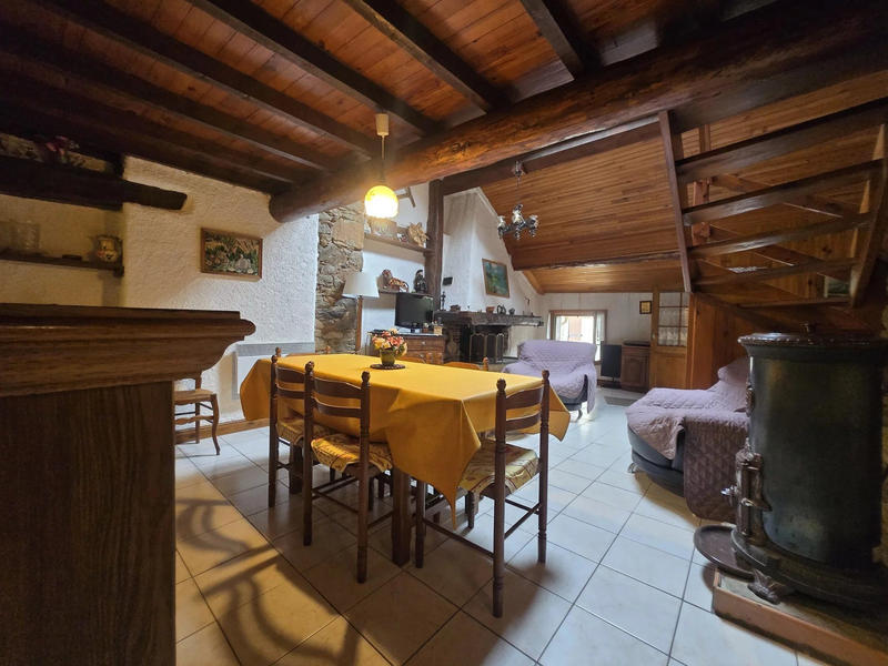 Maison traditionnelle - 67 m² - 3 pièces