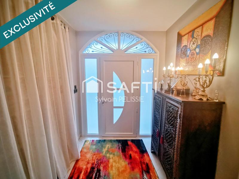 Maison - 200 m² - 7 pièces