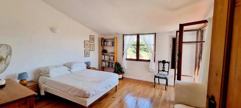 Mas - 302 m² - 12 pièces