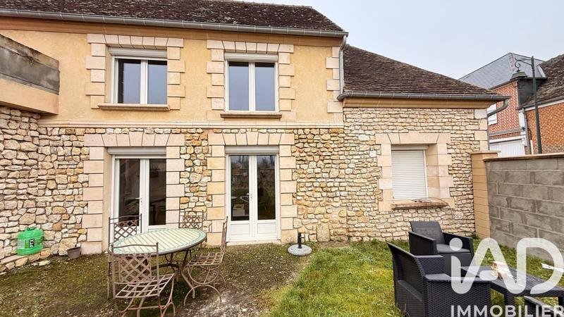 Maison - 88 m² - 4 pièces