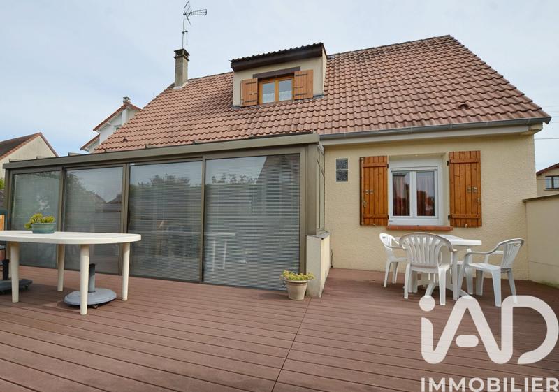 Maison - 98 m² - 4 pièces