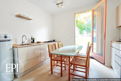 Maison - 95 m² - 5 pièces