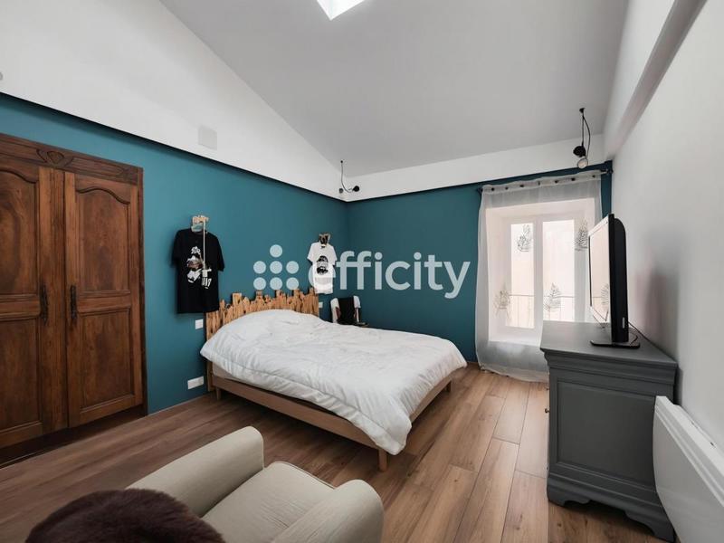 Maison - 108 m² - 4 pièces