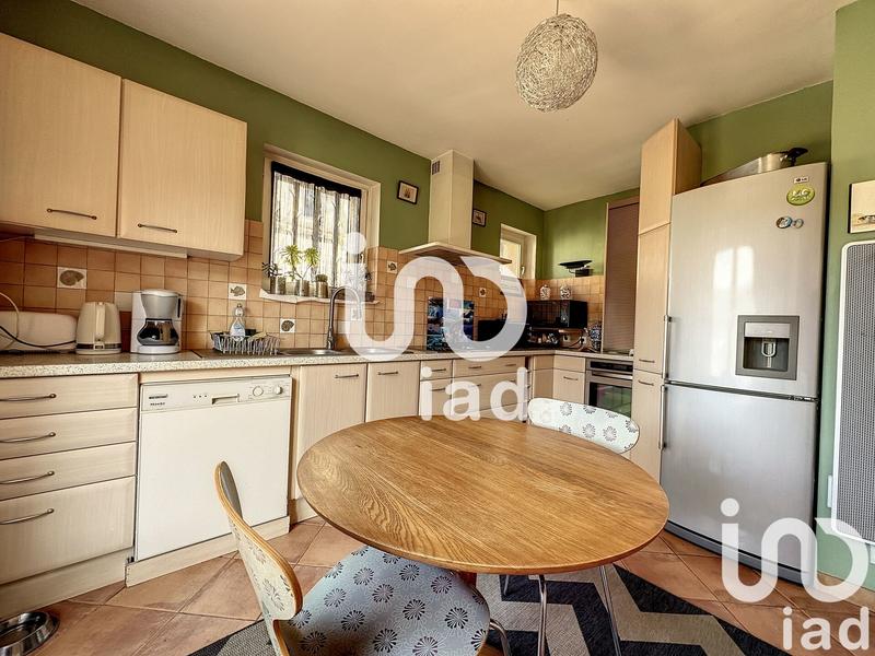 Maison - 189 m² - 7 pièces