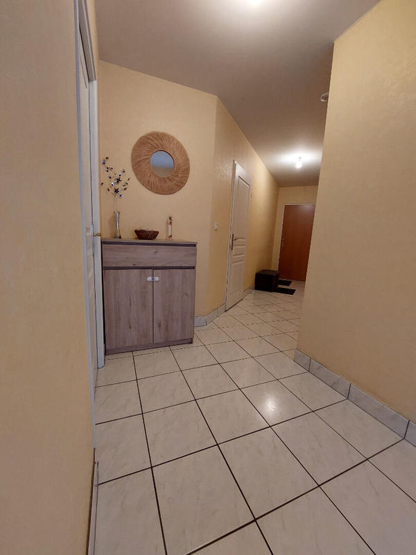 Appartement - 85 m² - 4 pièces