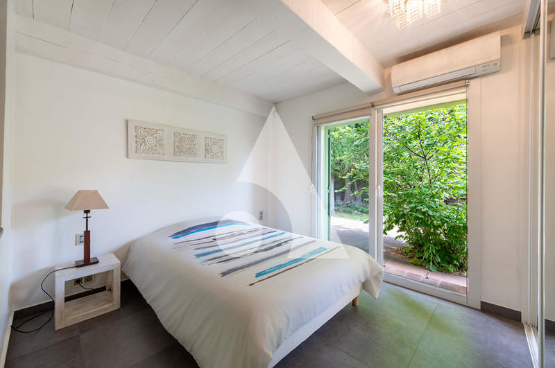 Villa - 177 m² - 6 pièces