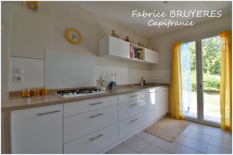 Maison - 247 m² - 8 pièces