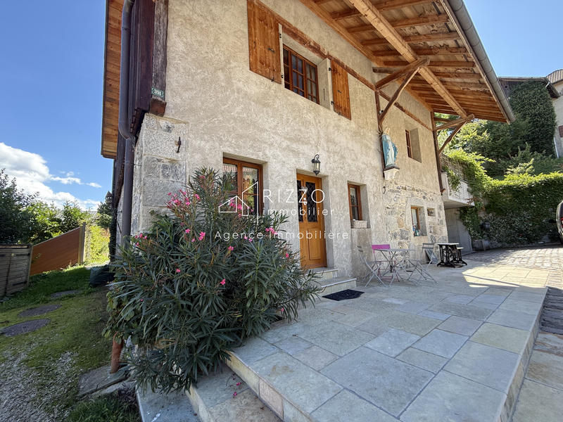 Maison - 176 m² - 5 pièces