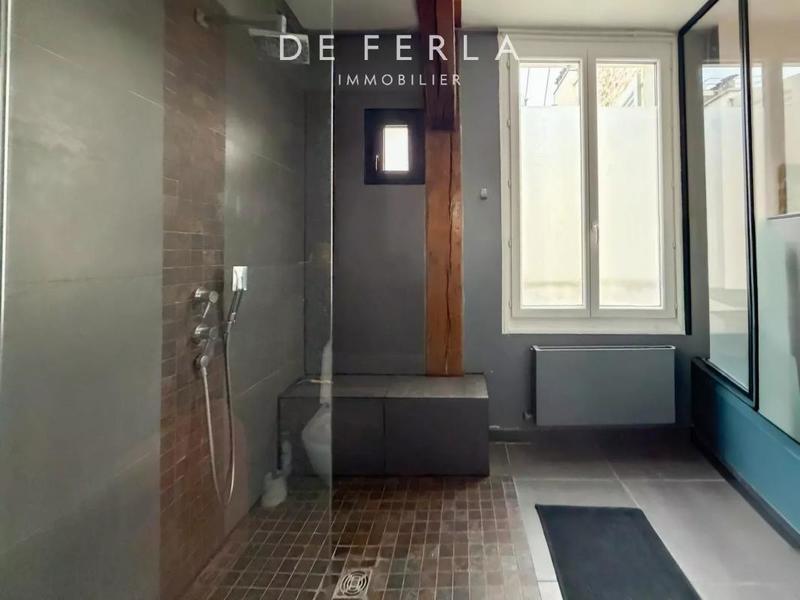 Appartement - 102 m² - 4 pièces