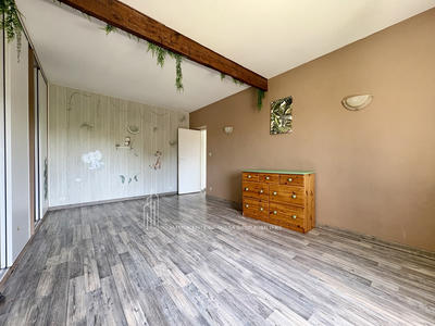 Maison - 167 m² - 6 pièces