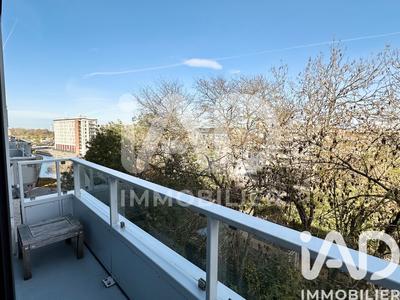 Appartement - 95 m² - 4 pièces