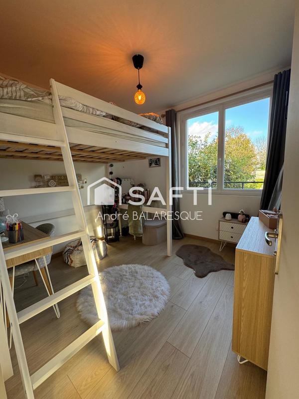 Maison - 93 m² - 6 pièces